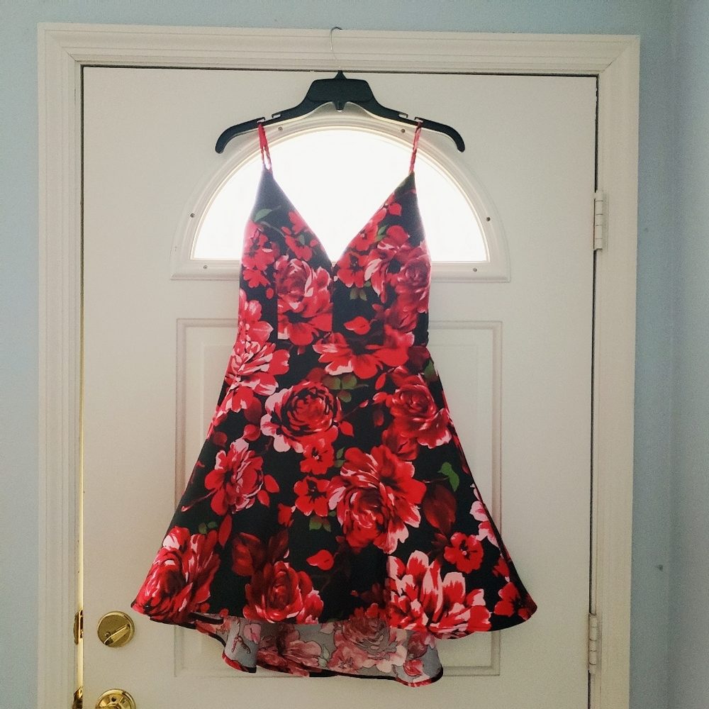 Floral Short Dress Elegant